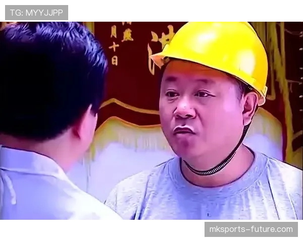 李小鹏赛场上冷若冰霜，家里却像个剁手买买买的大叔